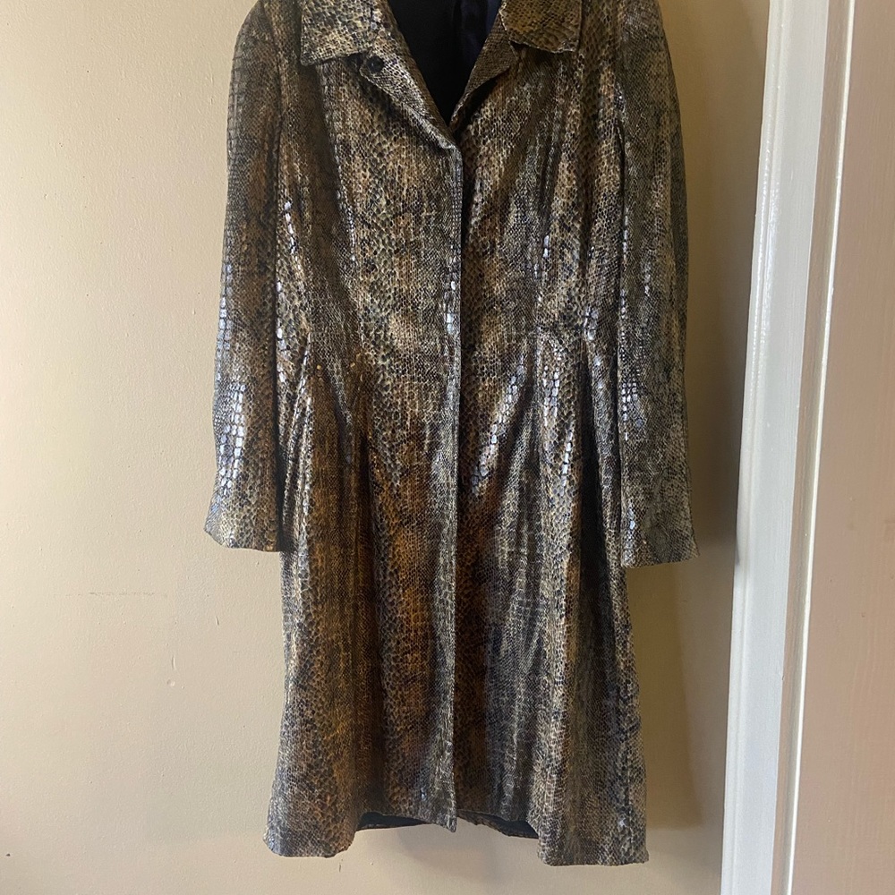 View Jacket - image 2